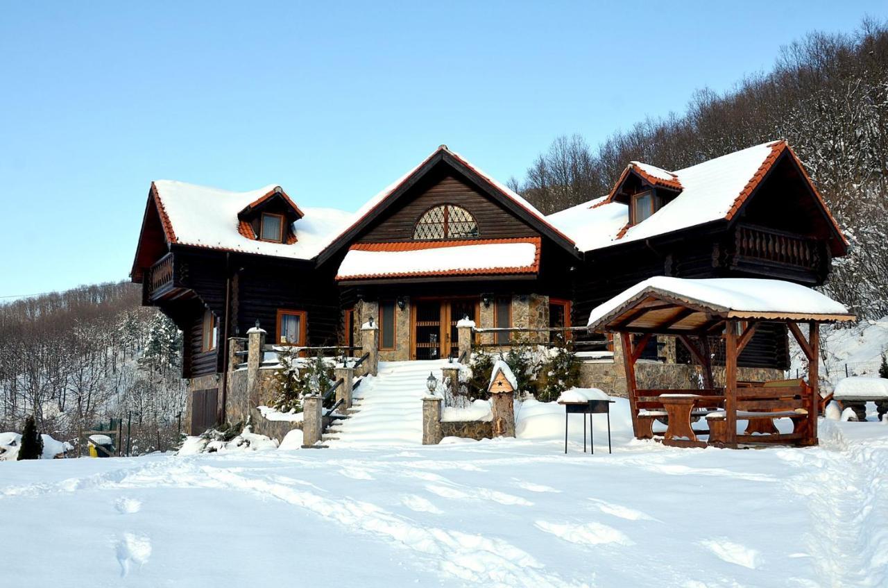 סיביו Rustic Cottage מראה חיצוני תמונה