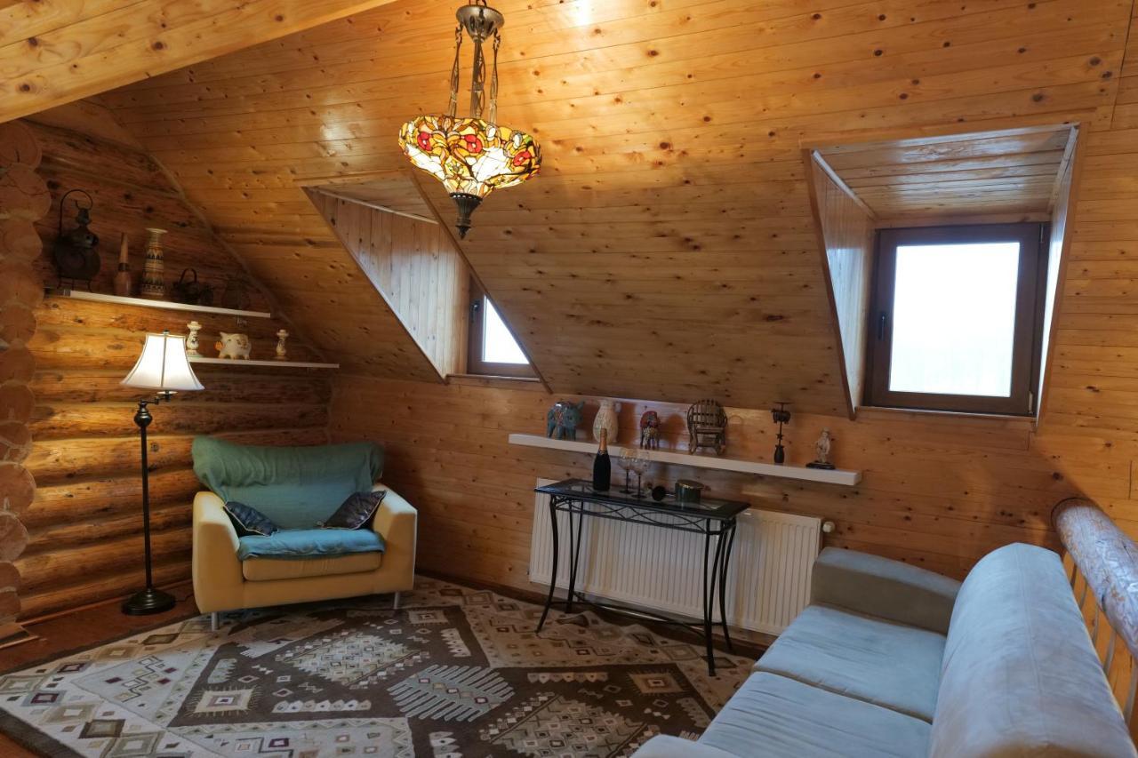 סיביו Rustic Cottage מראה חיצוני תמונה